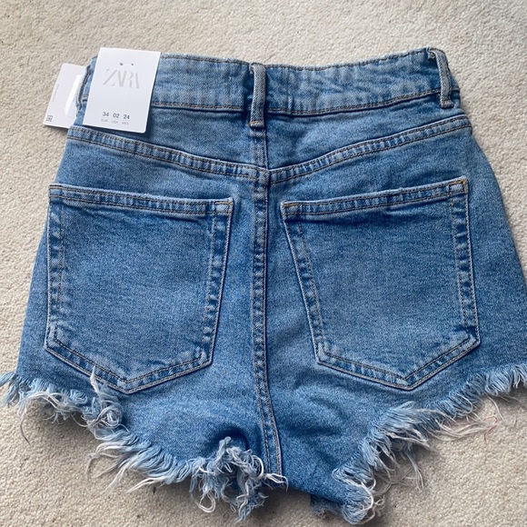 NWT ZARA Jean short size 34 - Picture 3 of 3